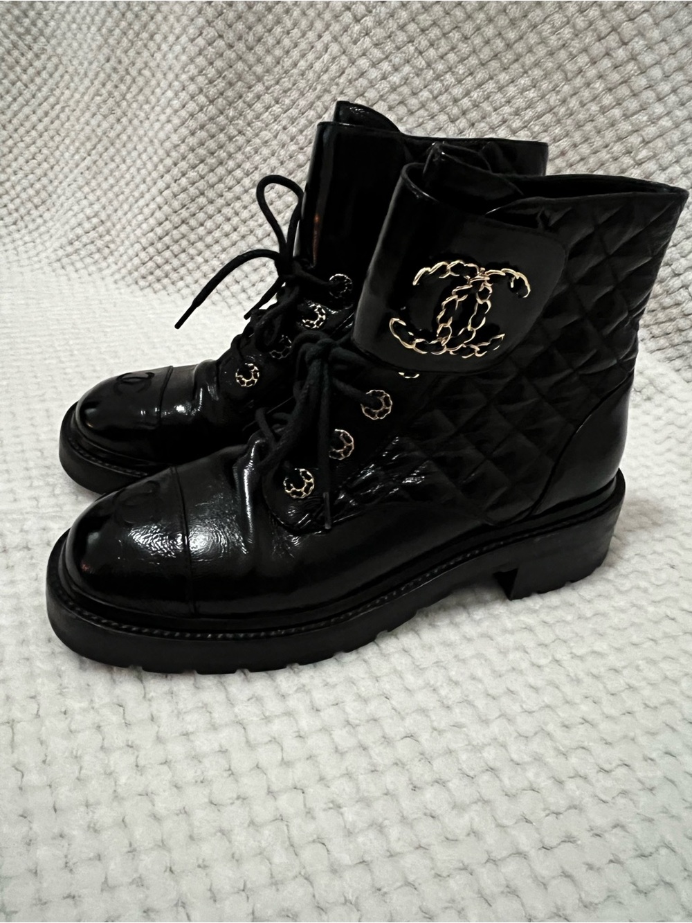 CHANEL Black Quilted Patent Lace-Up Ankle Boots with Gold CC 100% authentic